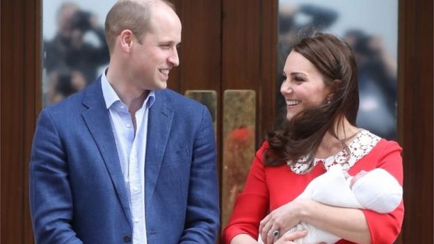 The Duke and Duchess of Cambridge leave the Lindo Wing with their new son