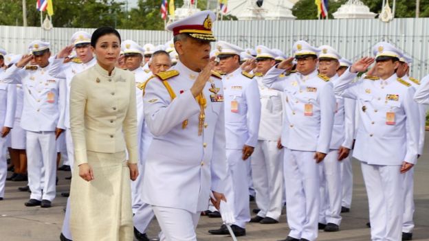 Raja Maha Vajiralongkorn dan Ratu Suthida