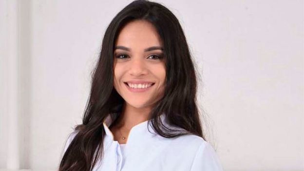 Juliana foi educada em casa e se formou em nutrição