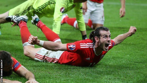 Gareth Bale celebrates with Wales after reaching the semi-final of Euro 2016