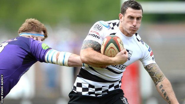 Pontypridd take on Ebbw Vale