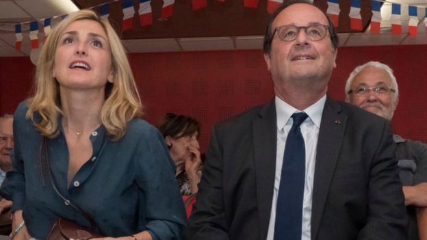 ஜூலி காயேவுடன் ஒலாந்த்