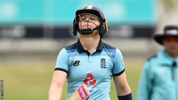 England captain Heather Knight reacts after being dismissed in the third ODI against New Zealand