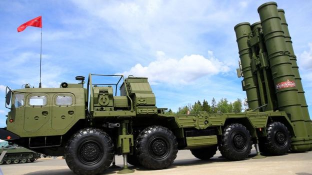 S-400 surface-to-air missile launcher