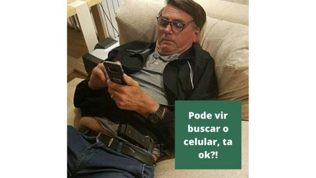 Montagem de Bolsonaro com celular e armado e frase: "Pode vir buscar o celular, tá ok?"