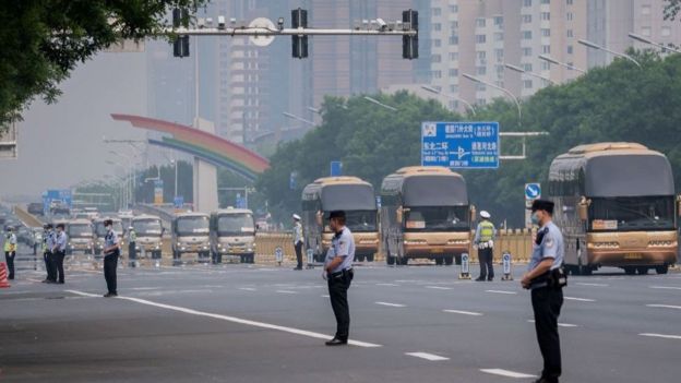 会议期间，北京部分道路实施封闭管理。