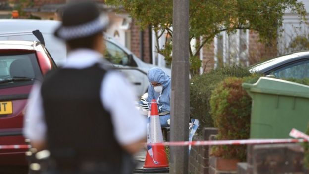 Mum And Daughter Hurt In 'horrific' Hammer Attack - BBC News