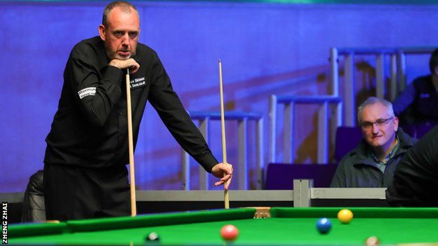 Mark Williams, who won the Northern Ireland Open in 2017, was clearly suffering in this year's second-round match