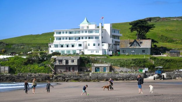 Agatha Christie inspiration Burgh Island for sale at £15m - BBC News