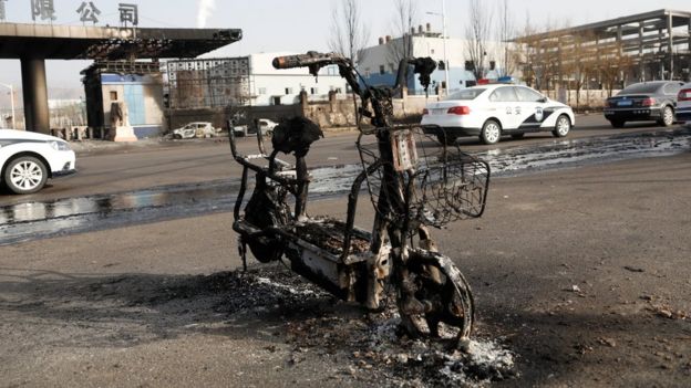 Burnt out bicycle in Zhangjiakou on 28 November 2018