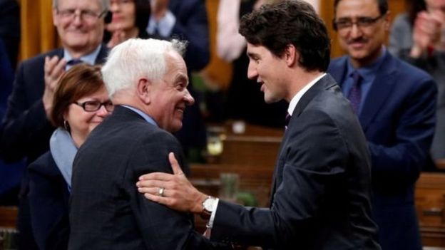 கனடா தூதர் ஜான் மெக்கலனை பதவியிலிருந்து நீக்கி உள்ளார் கனடா அதிபர் ஜஸ்டின் ட்ரூடோ