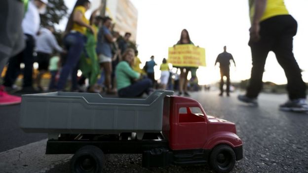 Protesto em Brasília pela eliminação dos impostos federais sobre o diesel