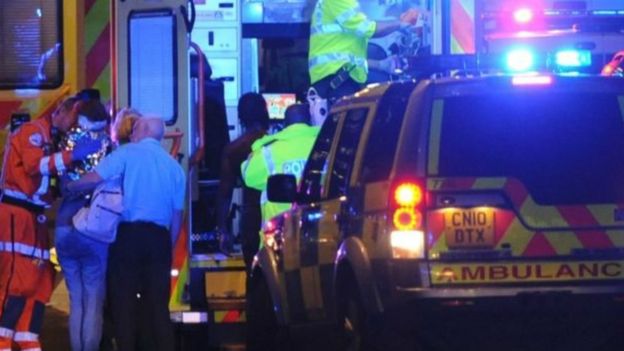 காயமடைந்தோருக்கு உதவி