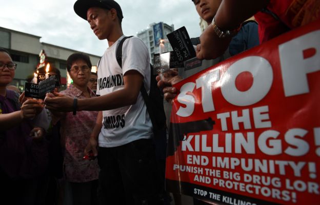 Protestas en contra de Duterte por su política contra las drogas.