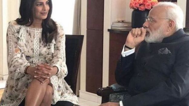 பிரியங்கா சோப்ரா பேஸ்புக் படம்