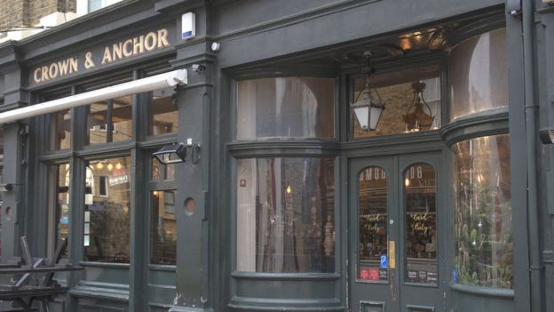 Crown & Anchor pub, Brixton