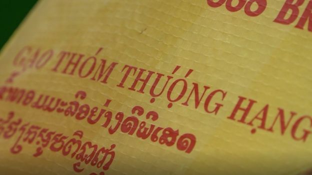 Bao gạo Thái được ghi thông tin bằng cả tiếng Việt