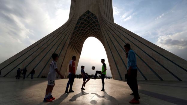 میدان آزادی فوتبال