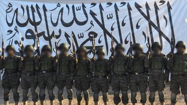 گروه طالبان با نشر این تصویر گفته که آنان مهاجمان انتحاری بودند که وارد سپاه ۲۰۹ شاهین شدند