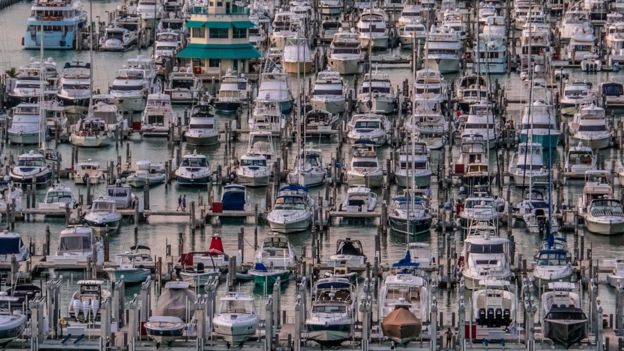 Barcos atracados em marina de Miami