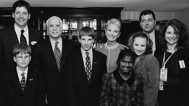 ম্যাককেইন পরিবার, সাথে ব্রিজেট।