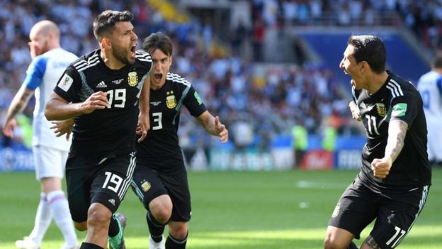 Agüero marcó su primer gol en un Mundial.