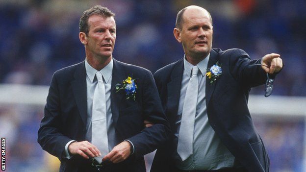 Graham Rix (left) and Gwyn Williams (right) while youth coaches at Chelsea in 2000