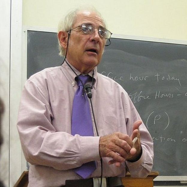John Searle en una charla en la Universidad de Oxford en 2005