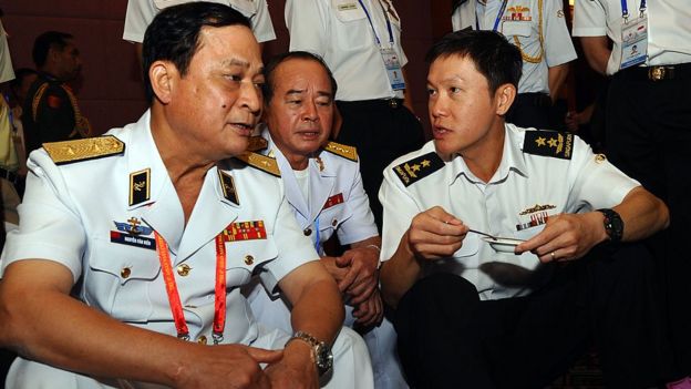 Đô đốc Nguyễn Văn Hiến dự một hội nghị Asean tháng 7/2011 ở Hà Nội