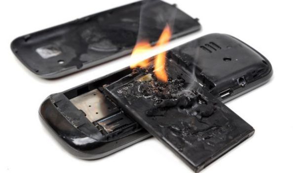 Celular danificado