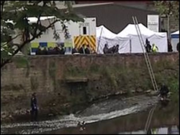 Body Parts Found In River In Bradford Woman Search Bbc News