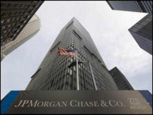 JP Morgan in record FSA fine for risking clients' money - BBC News
