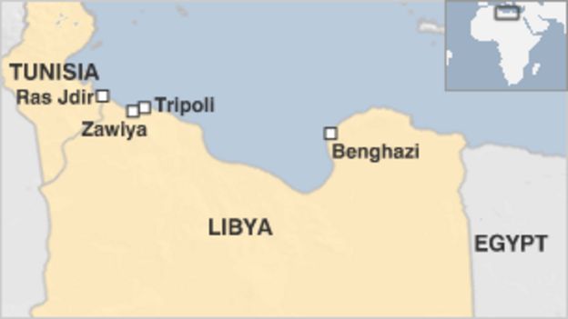 Libya unrest sparks refugee crisis at Tunisia border - BBC News