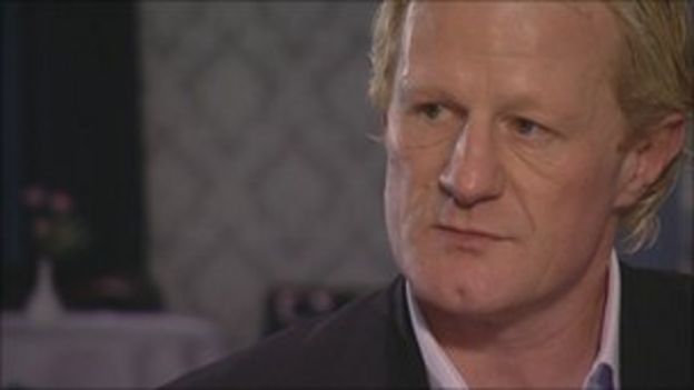 Colin Hendry urges action over botched-op surgeon - BBC News