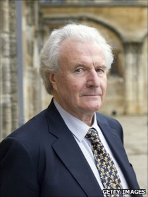 Obituary: Colin Davis - BBC News