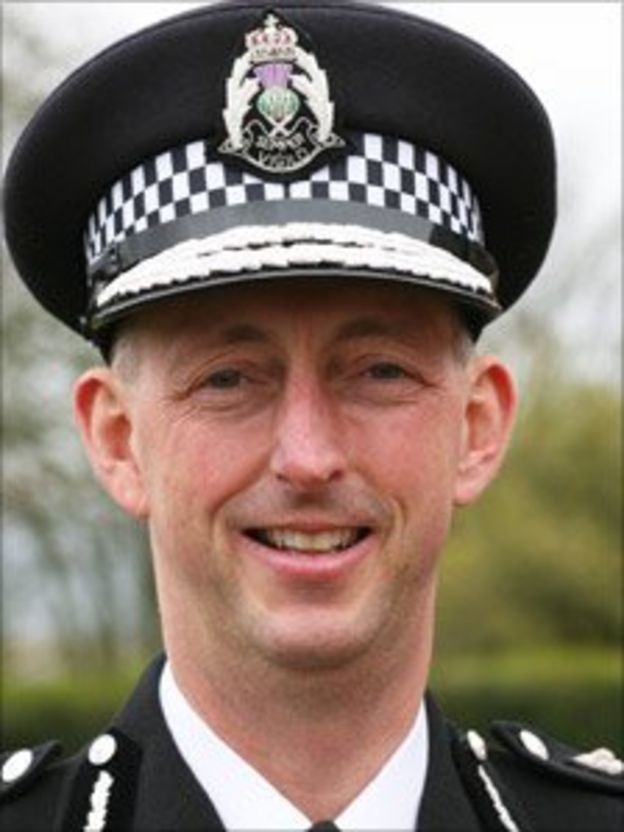 Graham takes up Northern police chief role BBC News
