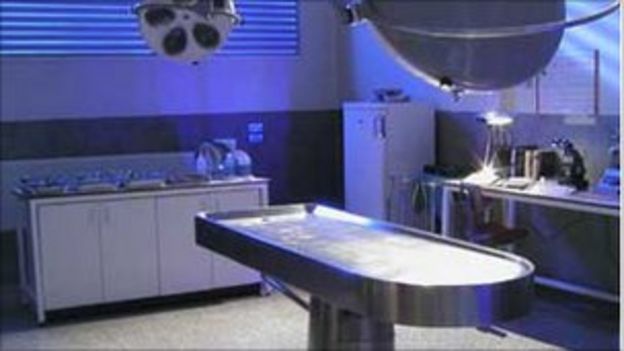 Autopsy Table Stolen From Kent Hospital Bbc News 0095