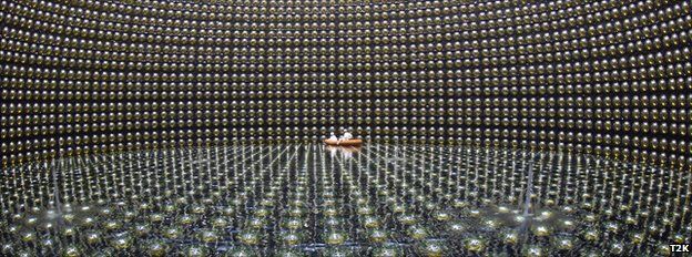 Neutrino particle 'flips to all flavours'