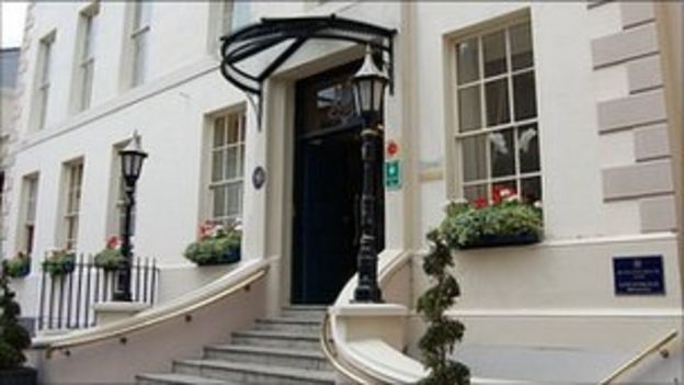 Guernsey gets first five star hotel - BBC News