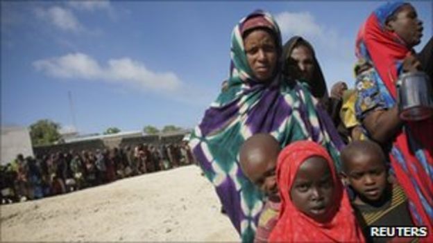 Black Hawk survivor 'would return to help Somalis' - BBC News