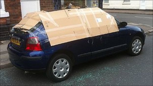 Two arrested in Derby after cars damaged - BBC News