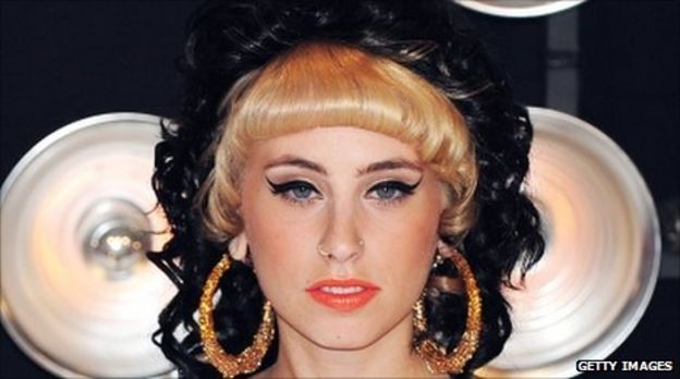 Introducing… Kreayshawn - BBC News