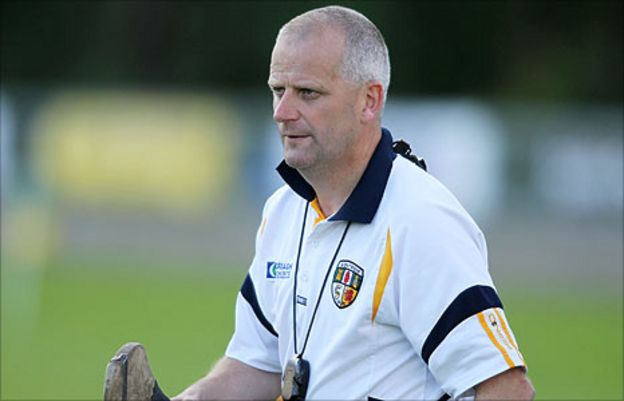 Dinny Cahill out as Jerry Wallace gets Antrim hurling job - BBC Sport