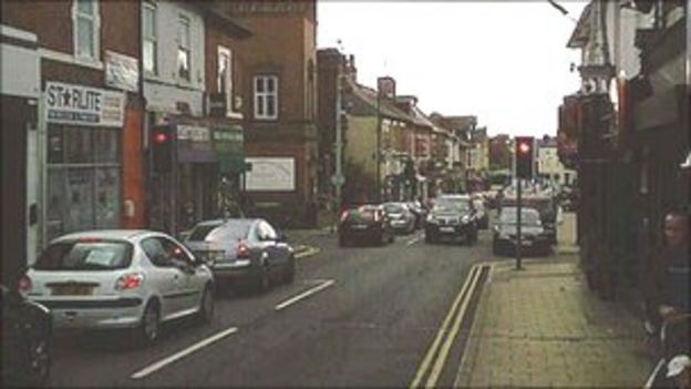 Derby's Normanton Road scene of one-in-10 city crashes - BBC News