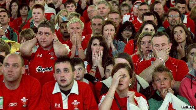 Wales Dumped Out Of Rugby World Cup By France - BBC Newsround