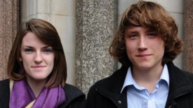 Students' Legal Challenge To Tuition Fees - BBC News