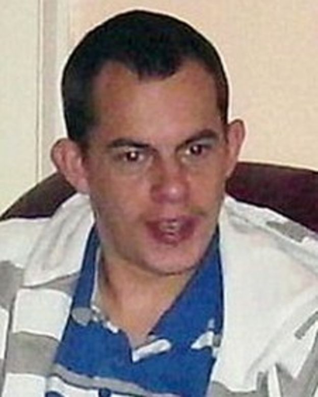 Dunstable Downs kite flyer 'died in freak gust' BBC News