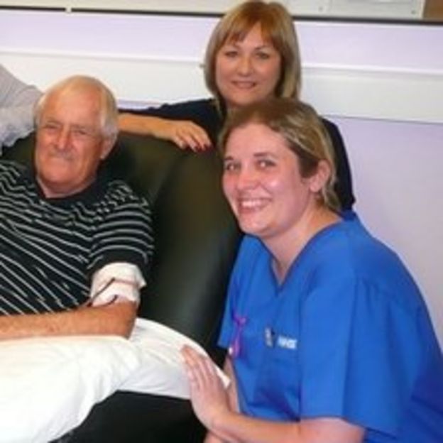 Berkshire kidney patients in athome dialysis treatment BBC News