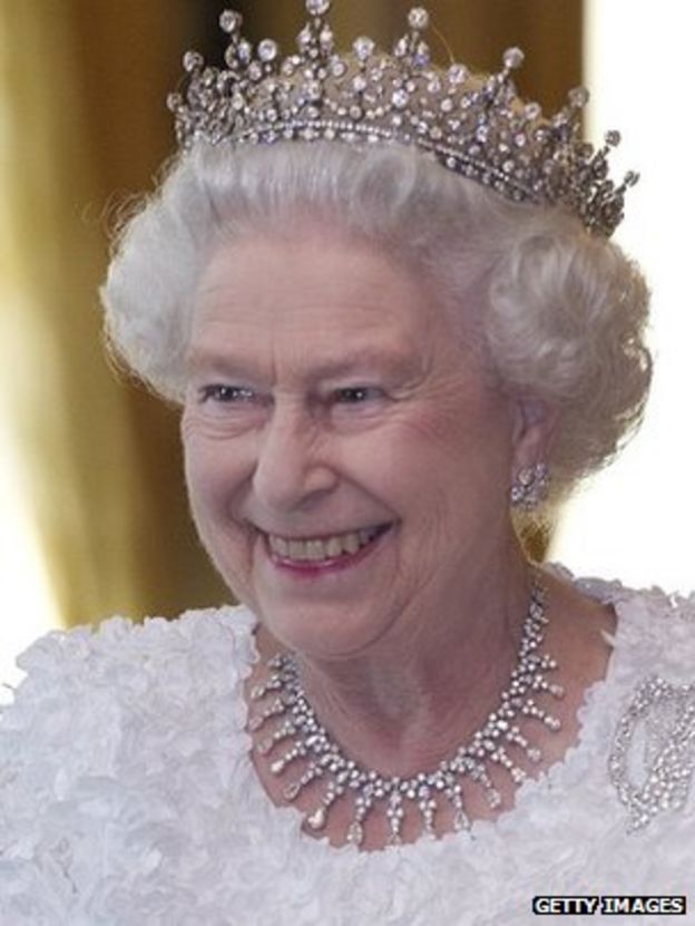 Stained glass window to mark Queen's Diamond Jubilee BBC News