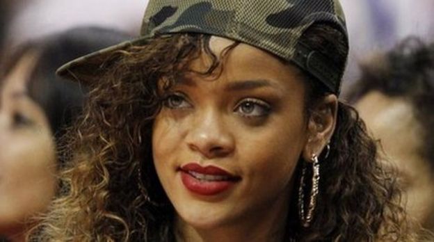 Rihanna And Chris Brown Collaborate On New Remixes Bbc News 
